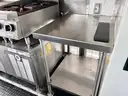 Food Truck: 2011 Ford / Aeromaster Walk-In Van (413-58)