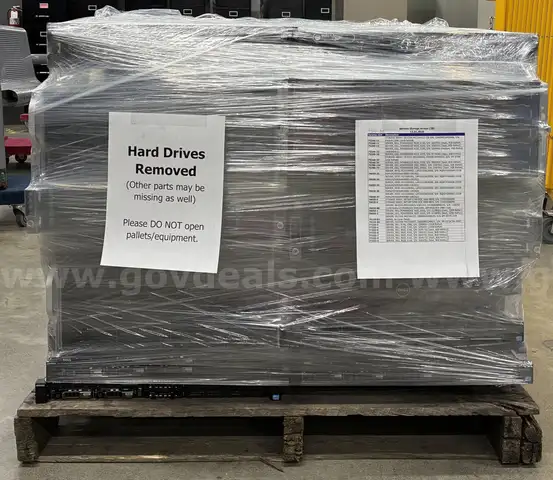 Lot of 28 Servers and Storage Arrays (Hard Drives Removed) (414-50)