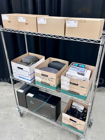 Lot of VR & Related Equipment (416-60)