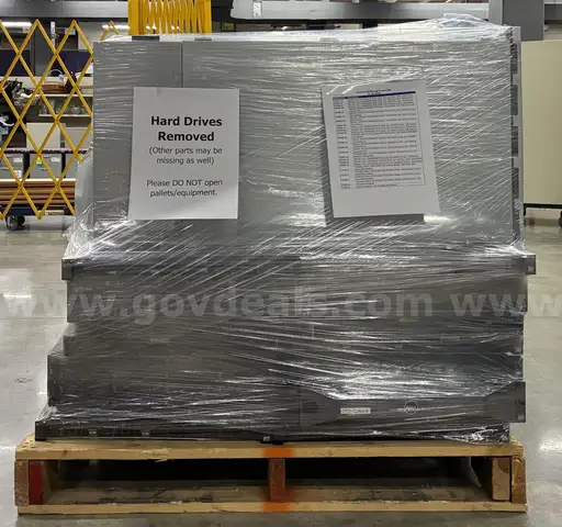 Lot of 24 Servers and Storage Arrays (Hard Drives Removed) (415-34)