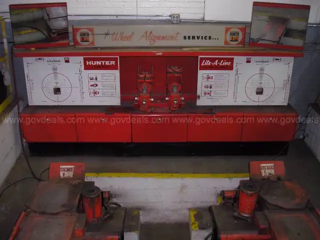 Hunter Lite-A-Line In-ground Alignment Machine | GovDeals