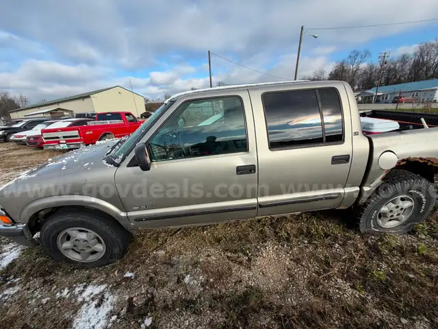 2001 Chevrolet S10 Pickup