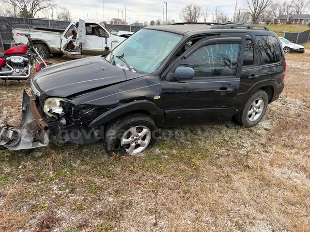 2005 Mazda Tribute