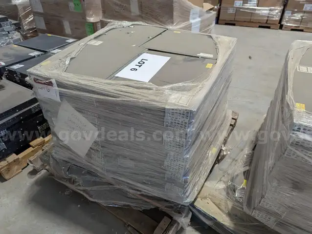 Lot of 60 Cisco Network Switches