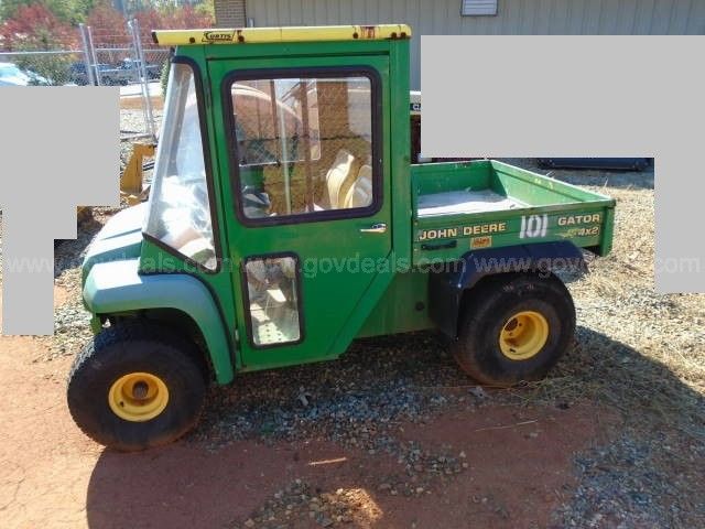 2000 John Deere 4x2 Gator (Gasoline) | GovDeals