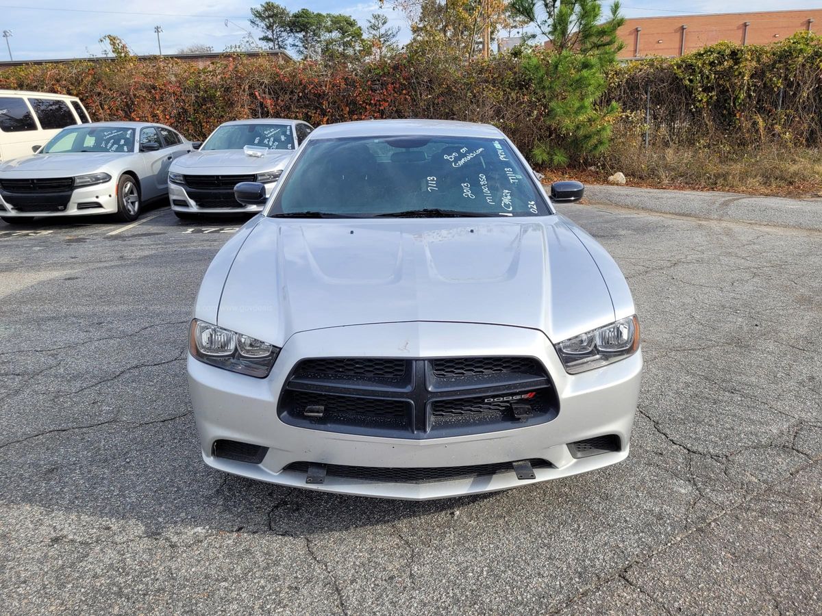 2013 Dodge Charger Police RWD 4-DR, 5.7L V8 | GovDeals