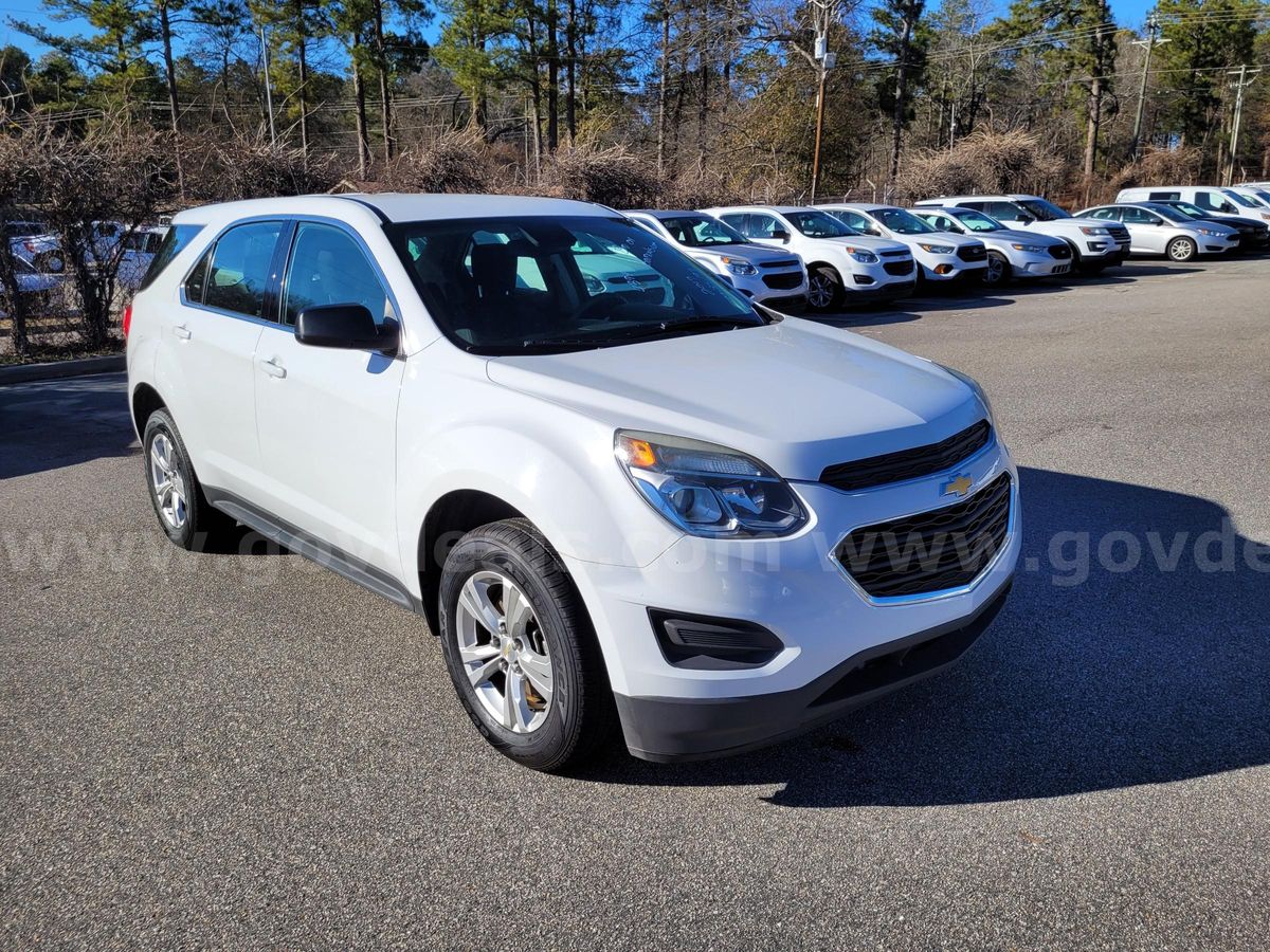 2017 Chevrolet Equinox 4-DR, 2.4L L4 | GovDeals