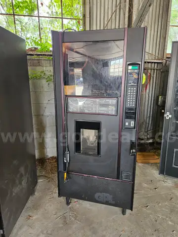 Crane 676D Hot Beverage Vending Machine 0255