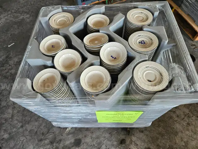 Lot of Cups/Bowls/Plates (approx. 5 pallets)