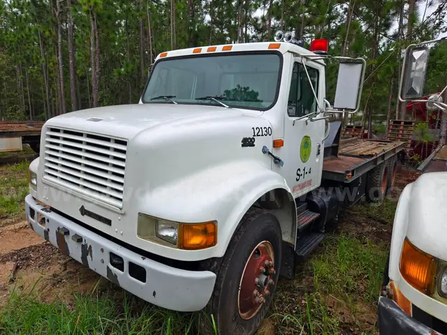 2000 International 4900