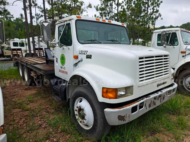 2000 International 4900