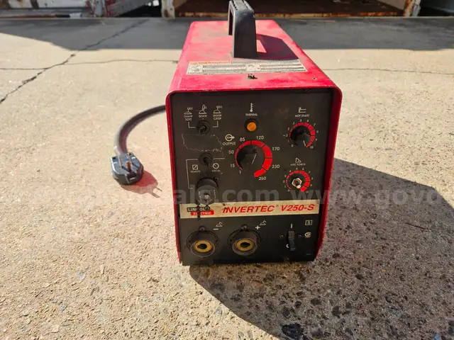 LINCOLN INVERTEC V250-S