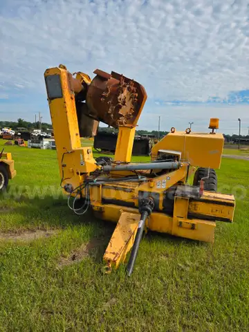 EXCAROTOR TRACTOR DITCHER
