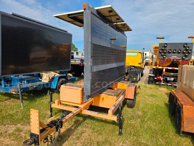 AMERICAN SIGNAL MESSAGE BOARD