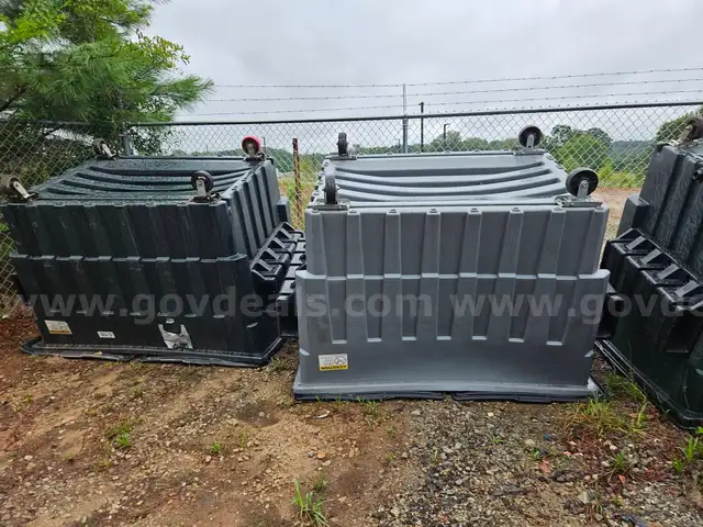 Lot of 4 Cu. Yd. Dumpsters w/ Casters (Approx 5)