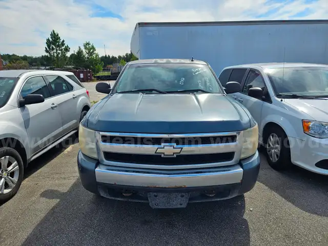 2008 Chevrolet Silverado 1500 4WD 4-DR 5.3L V8