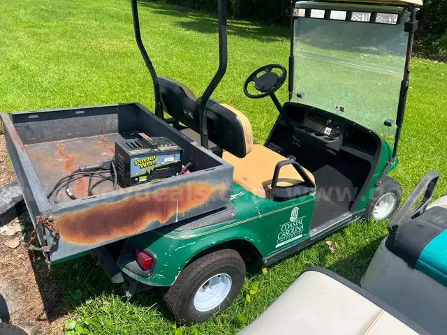 EZ-GO Gas Golf Cart