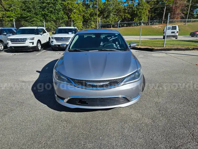 2016 Chrysler 200 4-DR, 2.4L L4