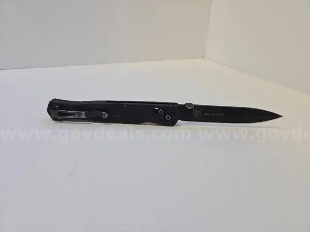 Benchmade 391 SOCP Tactical Folder AXIS Lock Knife