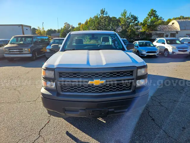 2015 Chevrolet Silverado 1500 Work Truck Short Box 2WD 2-DR, 4.3L V6
