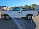 2004 Ford F-150 Heritage XL 2WD 2-DR, 4.2L V6