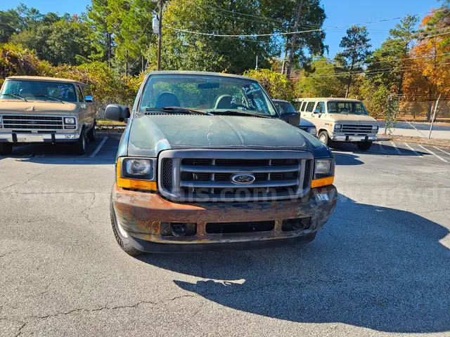 2001 Ford F-250 SD XL 2WD 2-DR, 5.4L V8