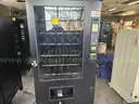AMS 39640 SNACK MACHINE