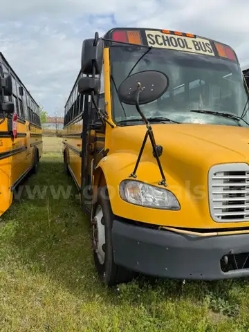 2009 Freightliner B2 Bus Chassis