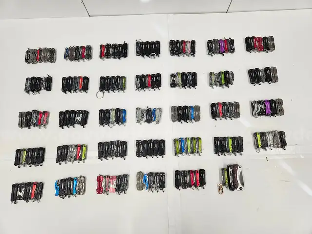 Lot of Gerber Multitools and knives (Approx 168)