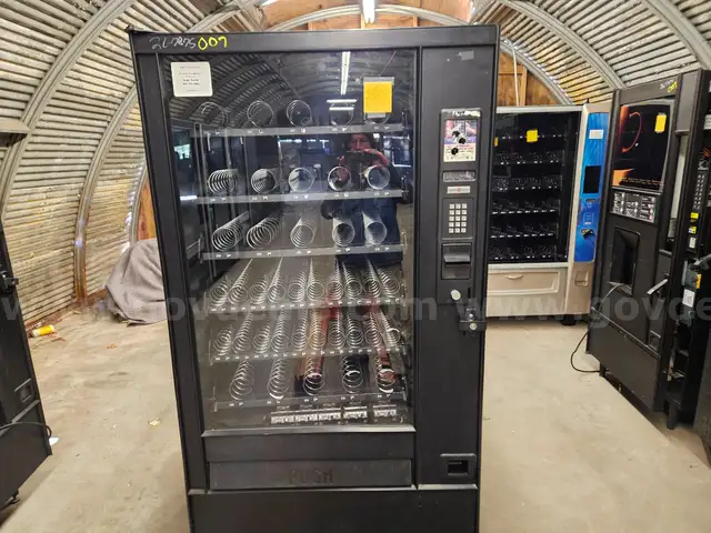 AP STUDIO 3 VENDING MACHINE