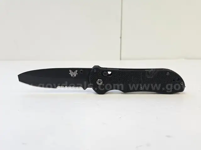Benchmade Triage Blunt Tip