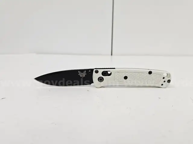 Benchmade Mini Bugout Grivory