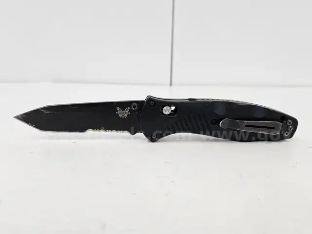 Benchmade Barrage