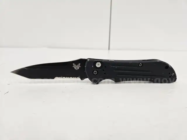 Benchmade 9101SBK Auto Stryker