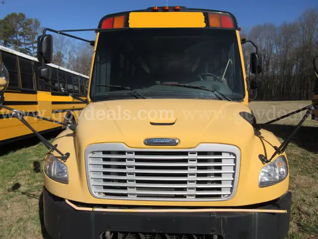 2008 Freightliner B2