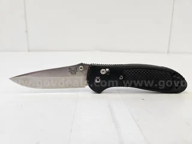 Benchmade Griptilian Drop-point