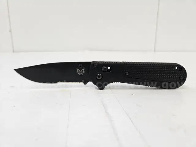 Benchmade Redoubt