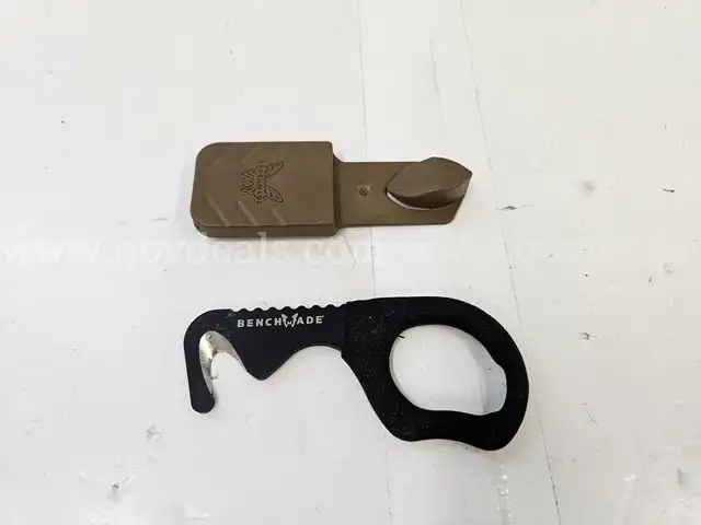 Benchmade 7 Safety Hook and Strap Cutter