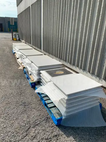 Lot - marble/Caesarstone table tops