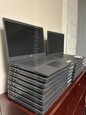 Lot of (34) Laptops