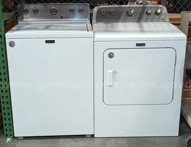 Lot of 1 Washer and 1 Dryer
