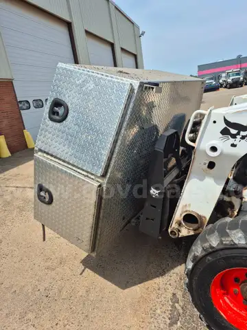 Diamond Plate Alum. Tool box