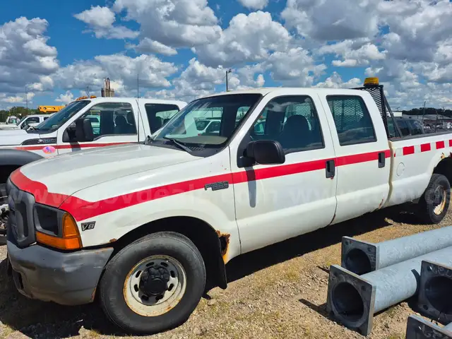 1999 Ford F-350 SD CREW CAB PICKUP 4-DR
