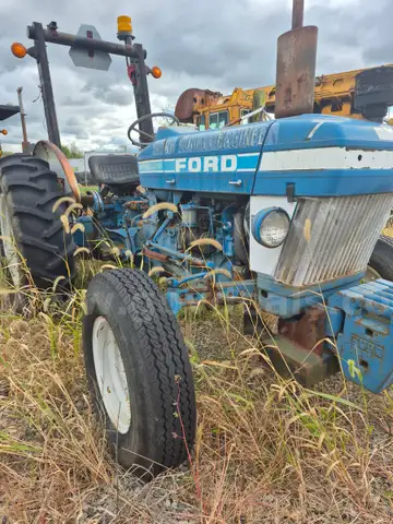 Ford Tractor &#x26; York Rake