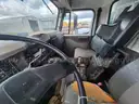 2000 International 4900