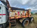 2000 International 4900