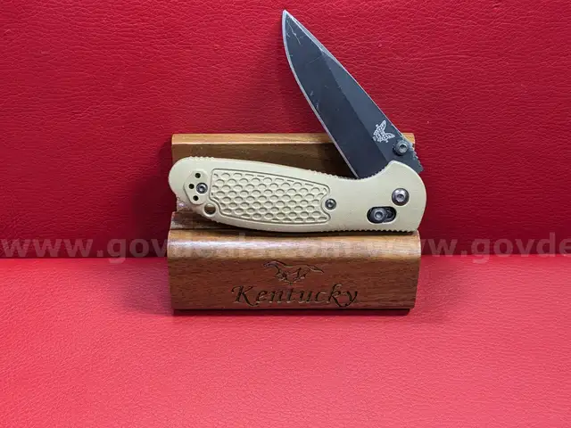 *Discontinued Benchmade 556 Mini Griptilian Mel Pardue D2 Knife/PRE-OWNED/DS17961/96200/TSA