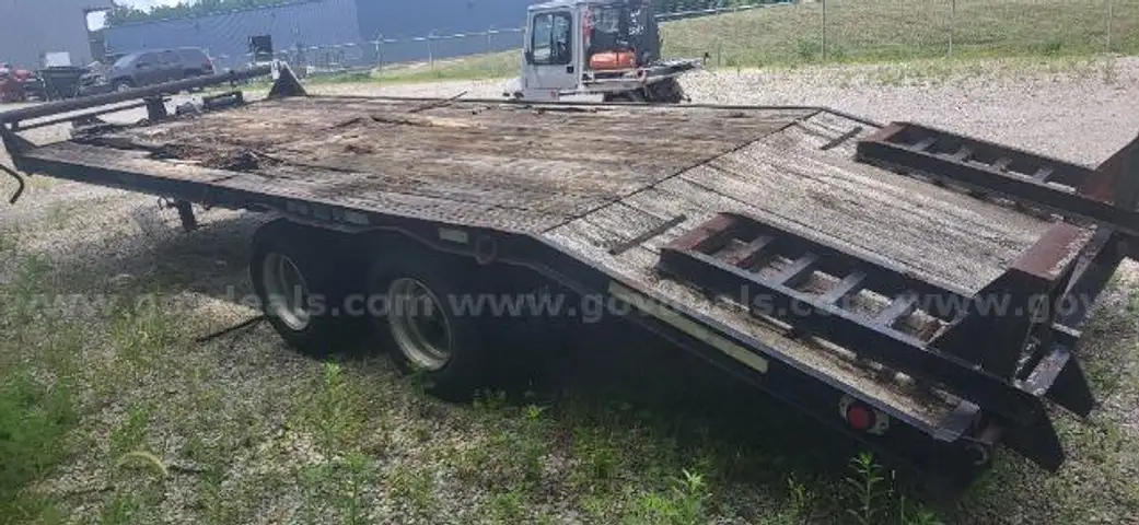 1995 STIGERS EQUIPMENT TRAILER TANDEM AXLE 10-TON/DS17880/96031/DSP/1539KW