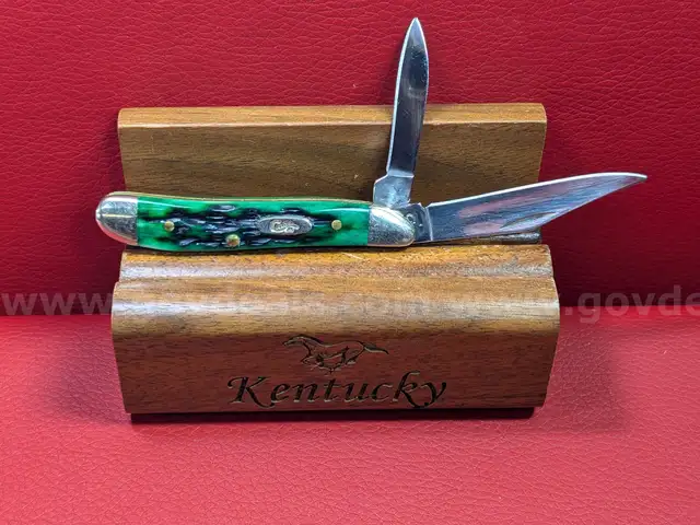 Case XX 6220 Green Bone Peanut Knife/PRE-OWNED/DS17972/96248/TSA