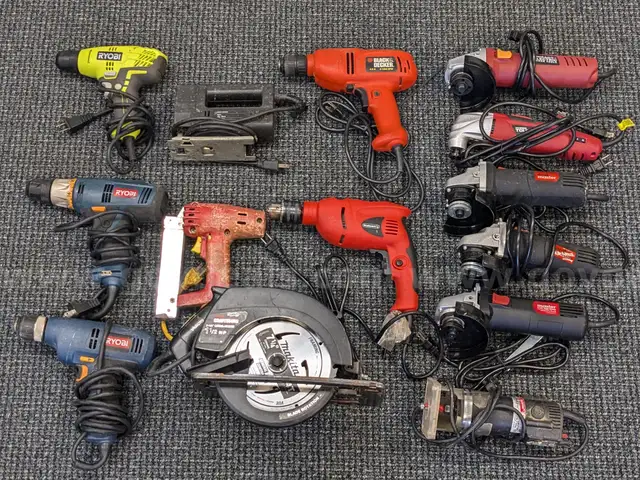 14 Various Brand Corded Power Tools/PRE-OWNED/DS18026/96575/TSA